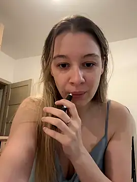 SashaCatt online show from November 12, 2025, 6:50 am