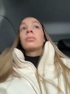 SashaCatt online show from February 9, 2026, 8:56 am