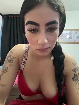 SCARLETT INK  online show from May 22, 2026, 10:46 am