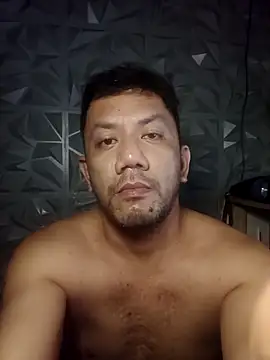 Snapshot of Poyslams chatting on November 20, 2025, 12:39 pm Poyslams online show from November 20, 2025, 12:39 pm