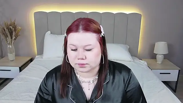 Snapshot of EvaNova_ chatting on March 27, 2026, 8:26 am EvaNova online show from March 27, 2026, 8:26 am