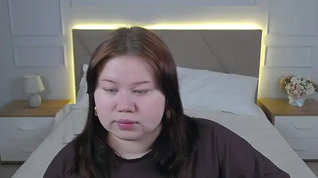 Snapshot of EvaNova_ chatting on March 20, 2026, 10:05 am EvaNova online show from March 20, 2026, 10:05 am