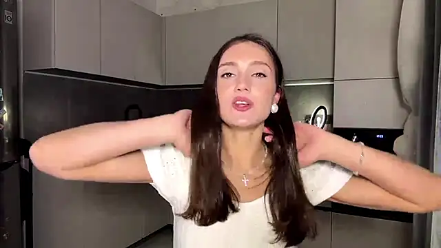 Snapshot of MagdaLavezzo chatting on November 18, 2025, 2:31 pm MagdaLavezzo online show from November 18, 2025, 2:31 pm