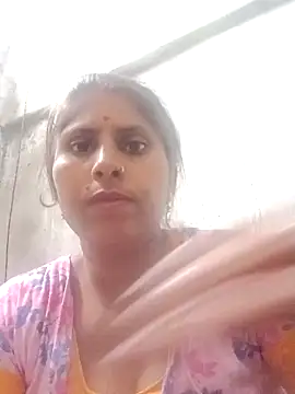 Snapshot of Maya_mohni chatting on May 23, 2026, 7:18 am Maya mohni online show from May 23, 2026, 7:18 am