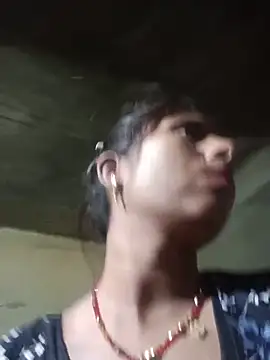 Snapshot of Maya_mohni chatting on June 4, 2026, 5:45 am Maya mohni online show from June 4, 2026, 5:45 am
