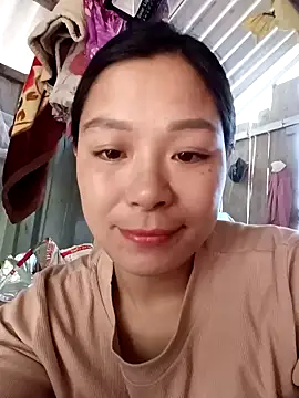 Lyla john online show from January 19, 2026, 4:05 am