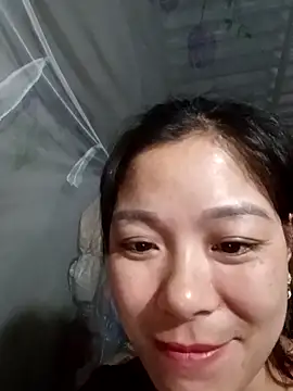 Lyla john online show from December 19, 2025, 9:22 am