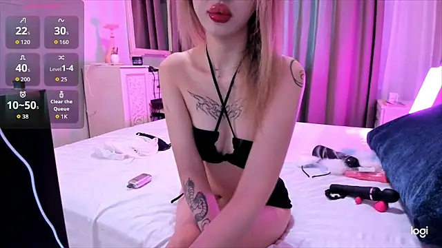 Snapshot of sw33tcoolbae chatting on November 17, 2025, 4:38 am sw33tcoolbae online show from November 17, 2025, 4:38 am