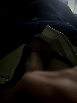 groschibre40100 online show from December 21, 2025, 10:54 pm