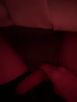 groschibre40100 online show from November 24, 2025, 8:42 pm