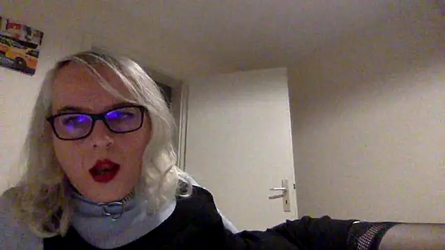 nicohumm online show from January 18, 2025, 11:33 pm