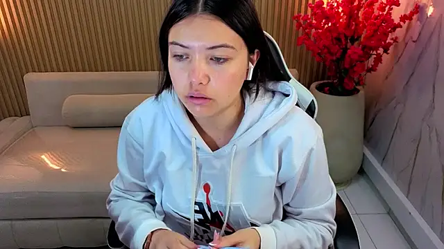 Snapshot of venus_velvet_tp chatting on April 14, 2026, 12:54 pm venus velvet tp online show from April 14, 2026, 12:54 pm