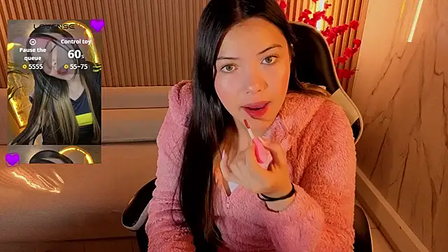 Snapshot of venus_velvet_tp chatting on April 7, 2026, 1:35 pm venus velvet tp online show from April 7, 2026, 1:35 pm