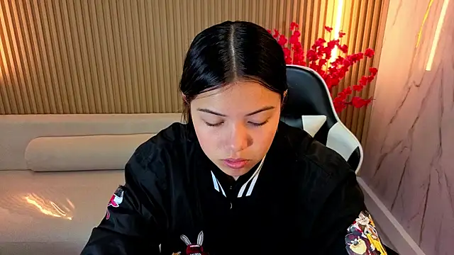 Snapshot of venus_velvet_tp chatting on April 10, 2026, 12:34 pm venus velvet tp online show from April 10, 2026, 12:34 pm