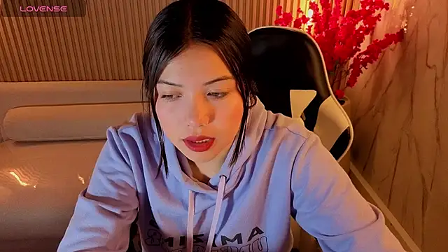 Snapshot of venus_velvet_tp chatting on March 31, 2026, 1:24 pm venus velvet tp online show from March 31, 2026, 1:24 pm