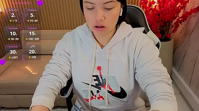 Snapshot of venus_velvet_tp chatting on March 21, 2026, 1:04 pm venus velvet tp online show from March 21, 2026, 1:04 pm