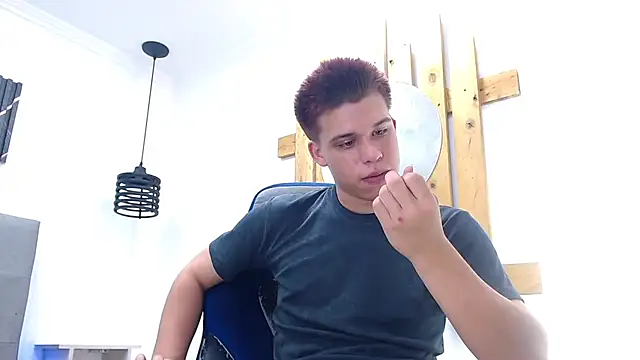 Liam York  online show from January 11, 2026, 4:47 pm