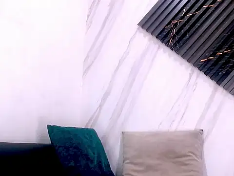 Snapshot of Liam_York_ chatting on February 19, 2026, 4:42 am Liam York online show from February 19, 2026, 4:42 am