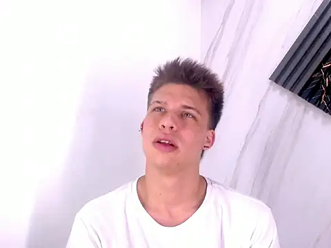 Snapshot of Liam_York_ chatting on February 22, 2026, 7:22 am Liam York online show from February 22, 2026, 7:22 am