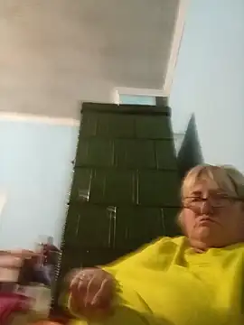 MilaTamila456 online show from November 18, 2025, 3:26 pm