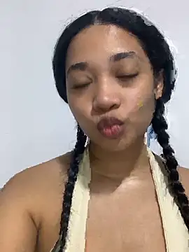  sweetBlair  online show from April 30, 2026, 2:35 pm