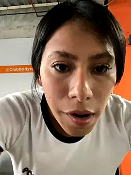 Katherinm online show from November 11, 2025, 6:58 pm