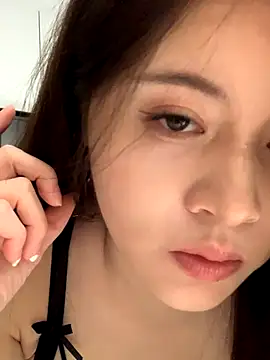 Snapshot of hoho-is chatting on November 18, 2025, 5:16 pm hoho-is online show from November 18, 2025, 5:16 pm