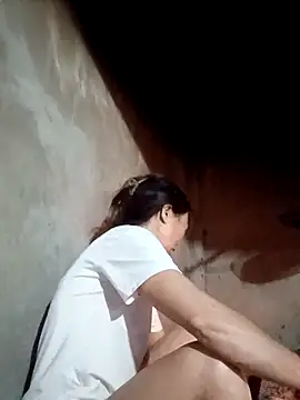 blonde blg online show from April 5, 2026, 11:44 pm