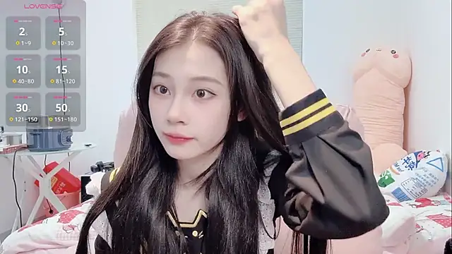 Snapshot of lris-Beauty chatting on February 10, 2026, 2:43 am lris-Beauty online show from February 10, 2026, 2:43 am