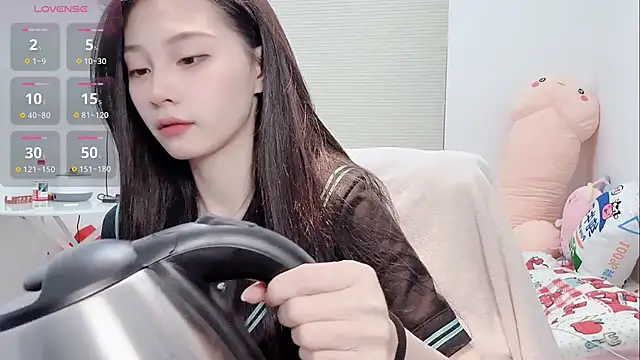 Snapshot of lris-Beauty chatting on February 5, 2026, 7:59 am lris-Beauty online show from February 5, 2026, 7:59 am