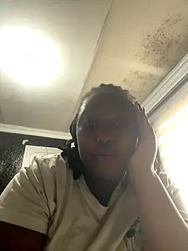 Snapshot of Your_dreadedhun chatting on November 9, 2025, 1:48 pm Your dreadedhun online show from November 9, 2025, 1:48 pm