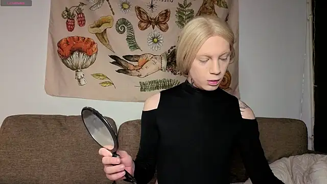 1lola4ka online show from March 30, 2026, 5:14 pm