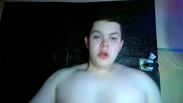 CuteButNaughty  online show from January 15, 2026, 8:34 pm