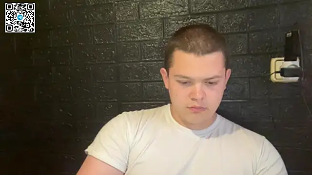 CuteButNaughty  online show from June 7, 2026, 6:46 pm