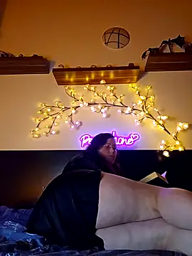 Snapshot of Persephone_CH_off chatting on November 27, 2025, 8:42 pm Persephone CH off online show from November 27, 2025, 8:42 pm