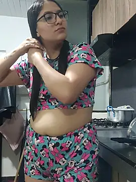 Snapshot of Little-Sammy chatting on November 14, 2025, 4:05 am Little-Sammy online show from November 14, 2025, 4:05 am