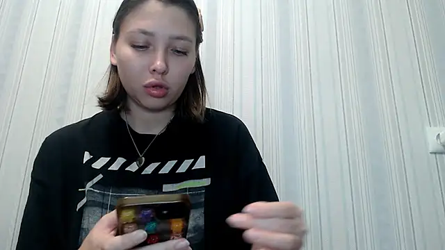 your  gena online show from November 26, 2025, 4:51 pm