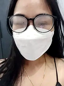   Anna    online show from November 18, 2025, 5:38 pm