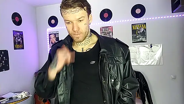 Huntall77 online show from February 7, 2026, 6:32 am