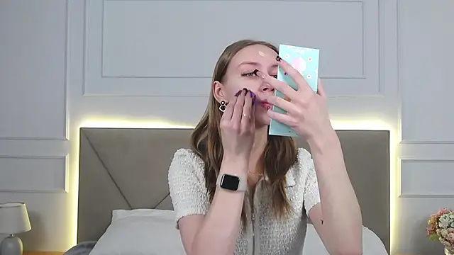 RachaelCute online show from January 18, 2026, 4:27 am