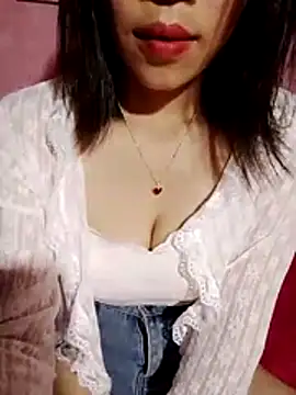 Snapshot of Cloud-wh chatting on March 20, 2026, 2:07 pm Cloud-wh online show from March 20, 2026, 2:07 pm