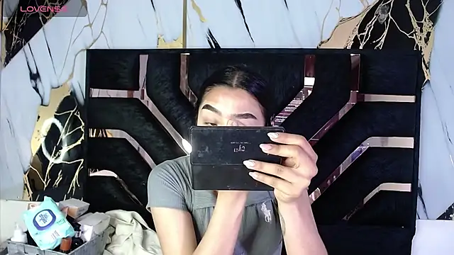 tael novacs online show from January 12, 2026, 3:46 am