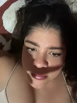 diamore3377 online show from February 24, 2026, 2:12 am