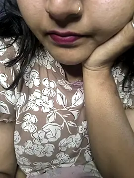 Snapshot of drakezone chatting on February 21, 2026, 10:12 pm drakezone online show from February 21, 2026, 10:12 pm