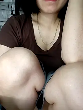 thuy-kieu online show from February 27, 2026, 9:25 pm