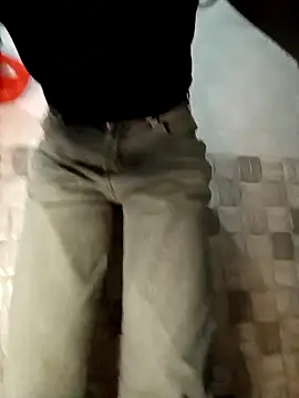 thuy-kieu online show from February 5, 2026, 6:42 am