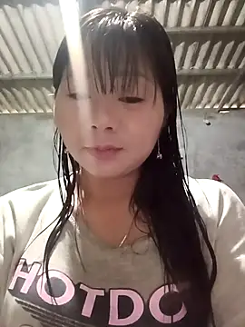 Snapshot of vangkt-cute chatting on February 24, 2026, 6:36 am vangkt-cute online show from February 24, 2026, 6:36 am