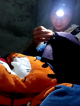 Snapshot of vangkt-cute chatting on February 3, 2026, 3:26 am vangkt-cute online show from February 3, 2026, 3:26 am