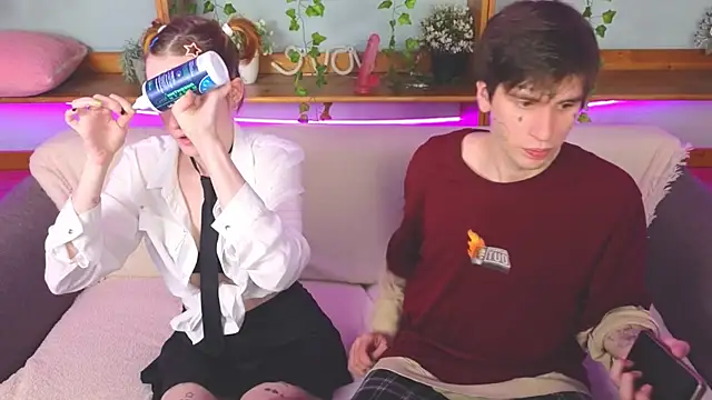 Danny loves Mary online show from May 24, 2026, 2:22 am