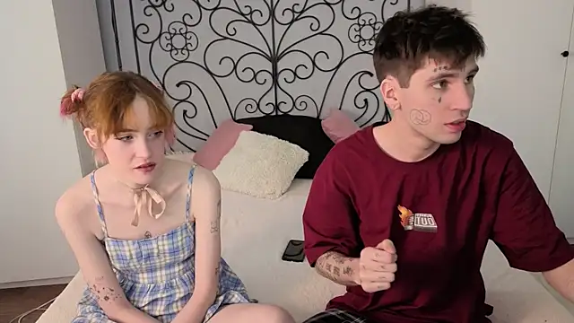 Snapshot of Danny_loves_Mary chatting on February 25, 2026, 2:01 am Danny loves Mary online show from February 25, 2026, 2:01 am